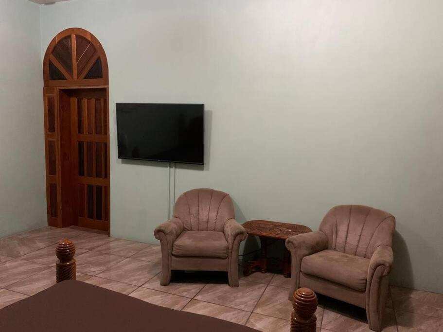 Banyan Rose Apartment Orange Walk Екстериор снимка